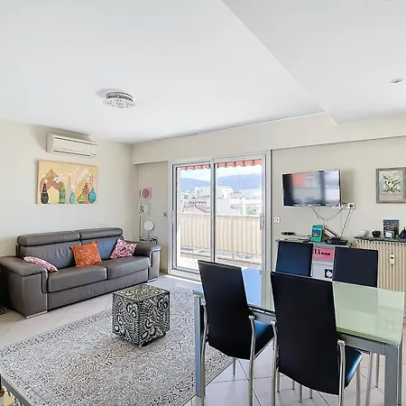 Penthouse D'exception Avec Terrasse Panoramique * Nizza