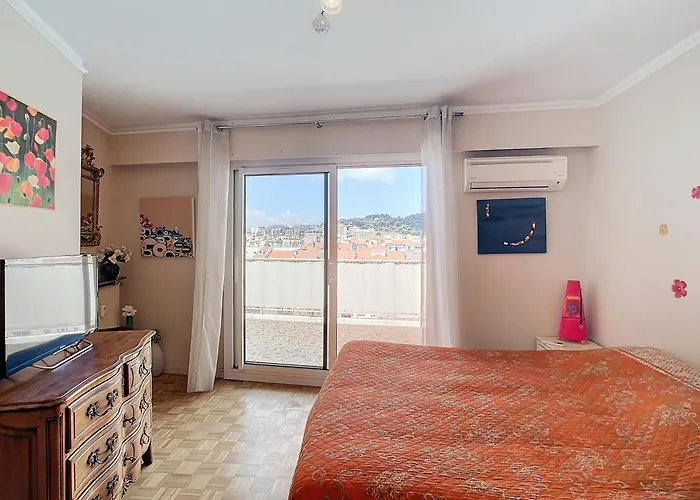 Penthouse D'exception Avec Terrasse Panoramique *